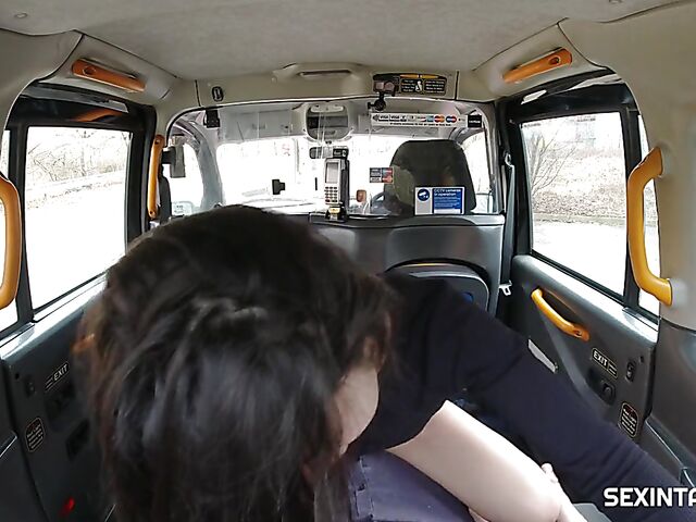 Backseat fuck in a taxi with naughty brunette Francesca Palma