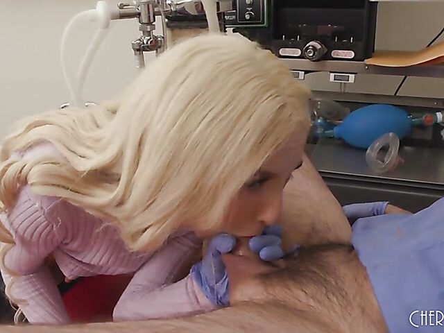 Kenzie Reeves & Tommy Pistol - Doctor and teen gyno fuck