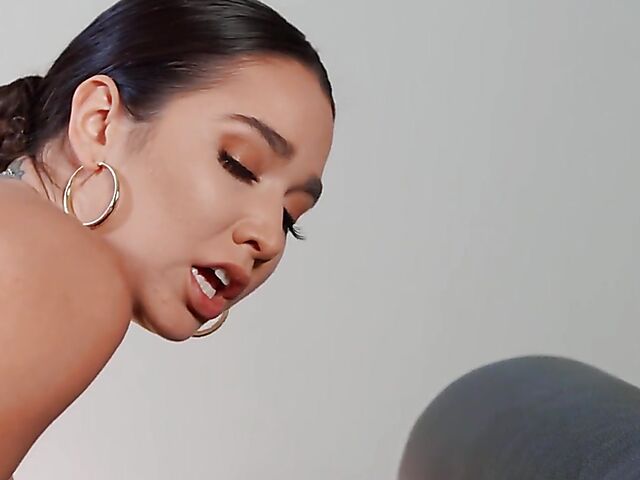 Karlee Grey & Scarlit Scandal - Wealthy lesbian seduction at the restaurant