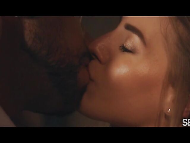 Eveline Dellai & Angelo Godshack - Bar fuck and wine