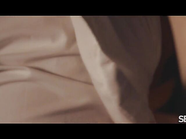 Eveline Dellai & Angelo Godshack - Bar fuck and wine