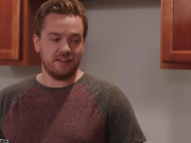 Jessica Ryan - Pretty MILF kitchen fun with a hot guy