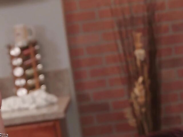 Jessica Ryan - Pretty MILF kitchen fun with a hot guy