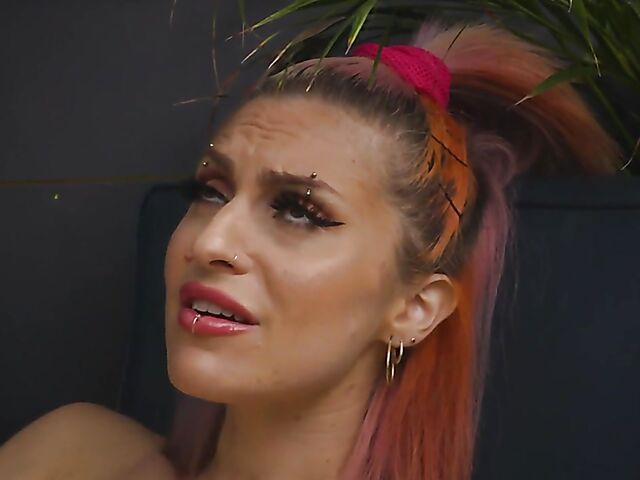 Nova Zone - Flexible gymnast's pantyhose masturbation