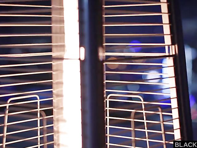 Blacked blonde Jessie Saint loves it interracial in the midnight