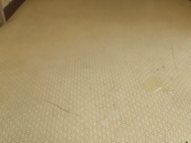 Sweet Japanese teen Arisaka Mayoi can squirt