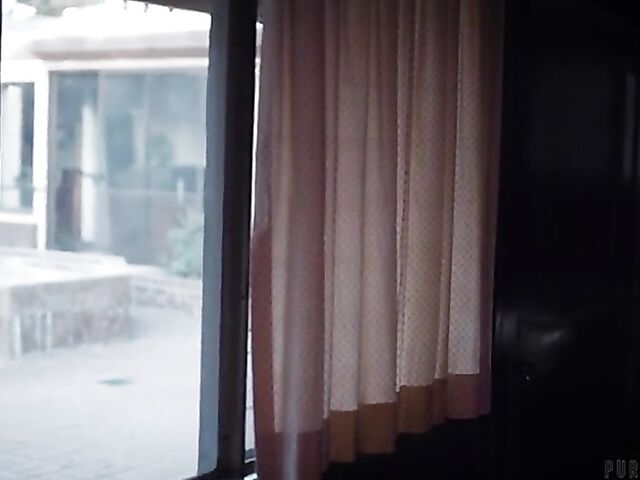 Michael Vegas fucks natural MILF Siouxsie Q like it used to be