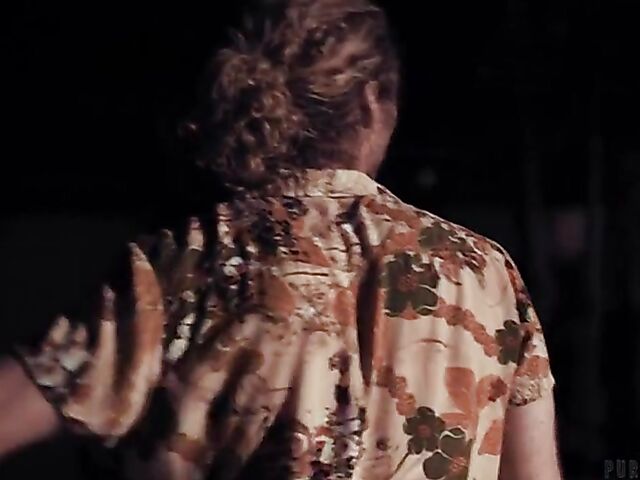 Michael Vegas fucks natural MILF Siouxsie Q like it used to be