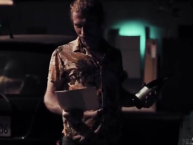 Michael Vegas fucks natural MILF Siouxsie Q like it used to be