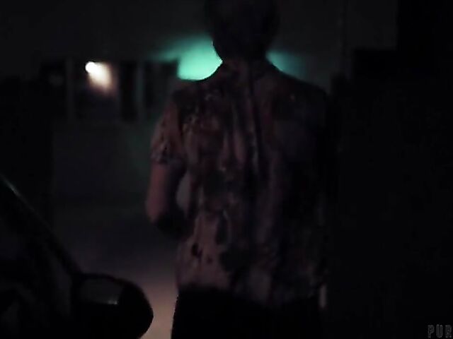 Michael Vegas fucks natural MILF Siouxsie Q like it used to be