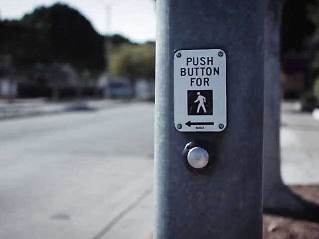 Michael Vegas fucks natural MILF Siouxsie Q like it used to be