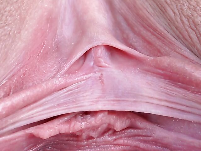 Asdis Loren - Extreme pussy close up in the public place