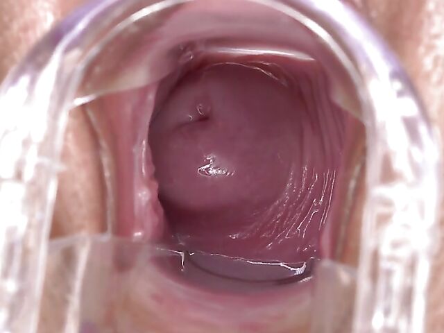 Cindy Shine's pussy gape session with her hitachi wand and speculum