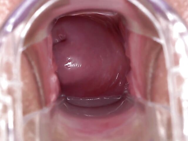 Cindy Shine's pussy gape session with her hitachi wand and speculum