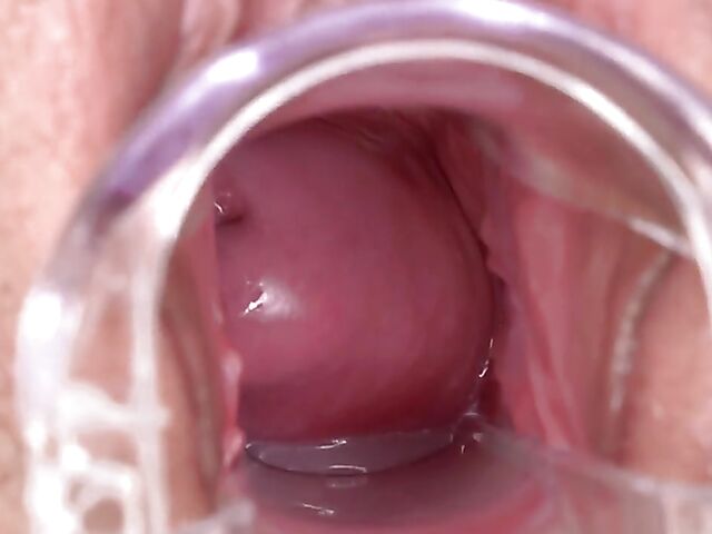 Cindy Shine's pussy gape session with her hitachi wand and speculum