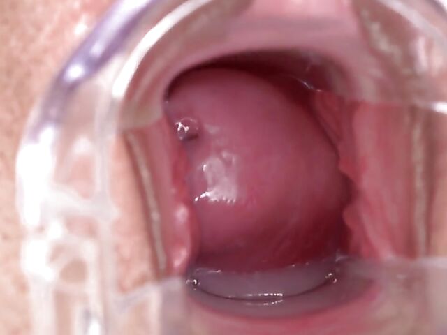 Cindy Shine's pussy gape session with her hitachi wand and speculum