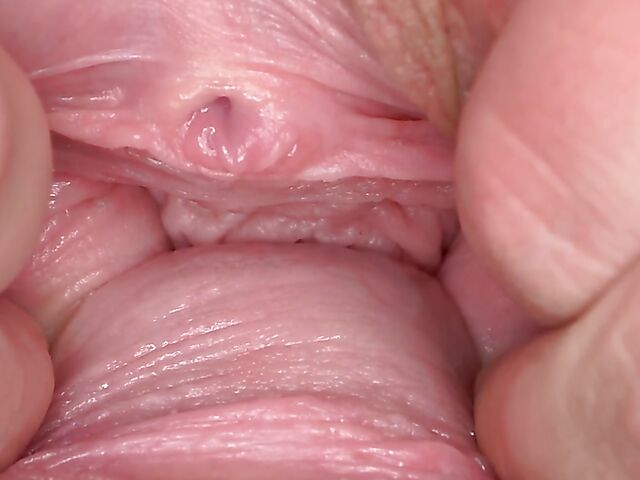 Solo fisting on the couch and Sisi's big pussy hole