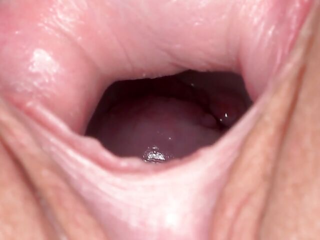 Solo fisting on the couch and Sisi's big pussy hole