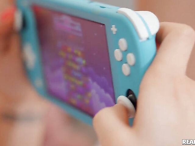 Skinny small tits gamer girl Tiffany Tatum is allowed to fuck