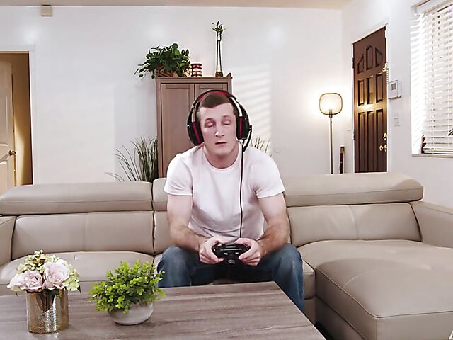 Cute MILF Riley Jacobs seduces a gamer boy