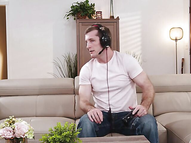 Cute MILF Riley Jacobs seduces a gamer boy