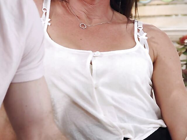 Cute MILF Riley Jacobs seduces a gamer boy