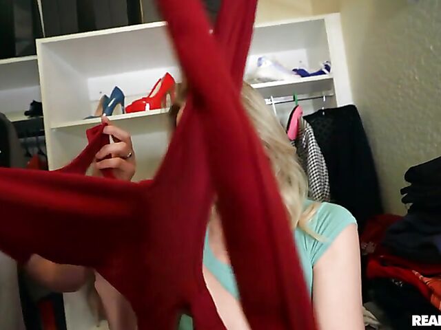 Walk-in wardrobe tour and hot sex with cute Kyler Quinn