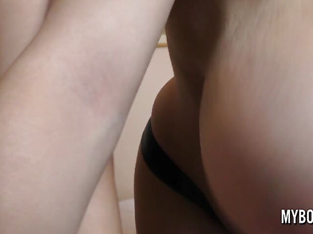 Natural busty lesbian stepsisters Erin and Helen Star love each other's heavy tits