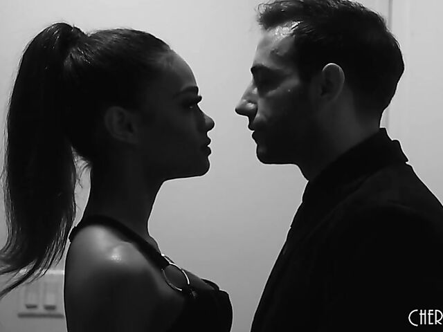 Hot sex session with exotic girl Scarlit Scandal