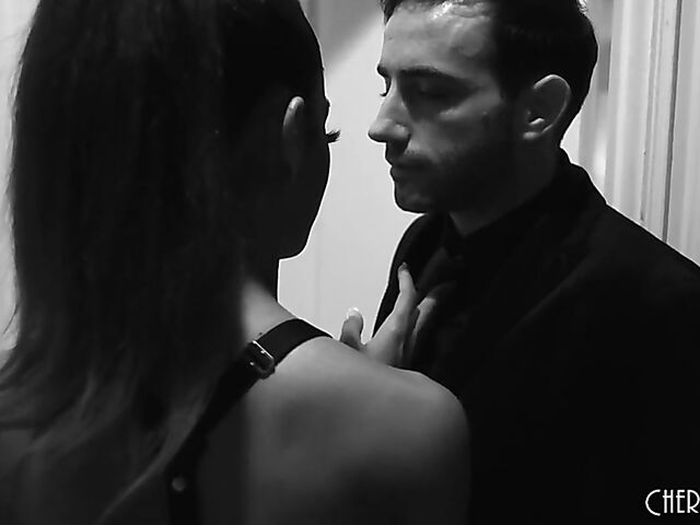 Hot sex session with exotic girl Scarlit Scandal