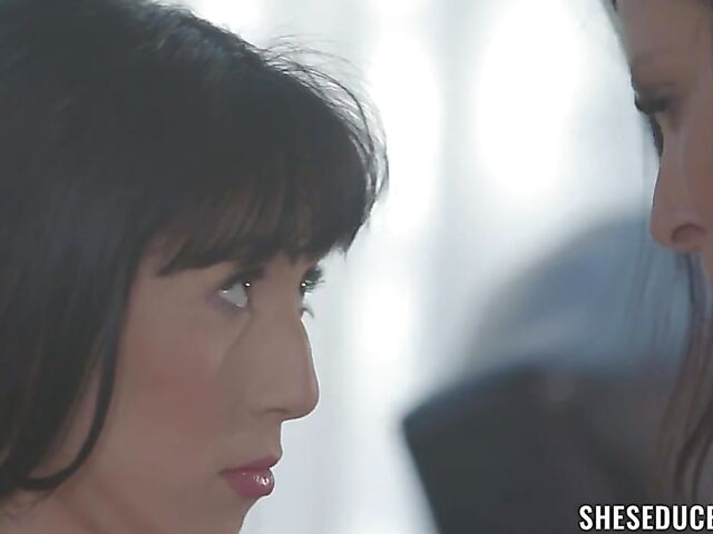 Reagan Foxx & Judy Jolie - MILF lesbian lesson for a girl