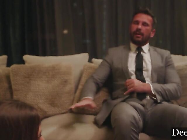 Avery Cristy meets Manuel Ferrara to learn more about hard sex