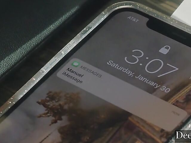 Avery Cristy meets Manuel Ferrara to learn more about hard sex