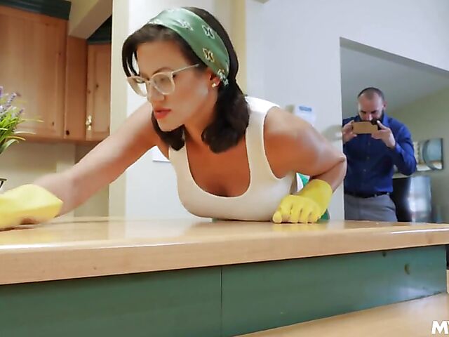 MILF maid Penny Barber cleans the cock too for extra cash