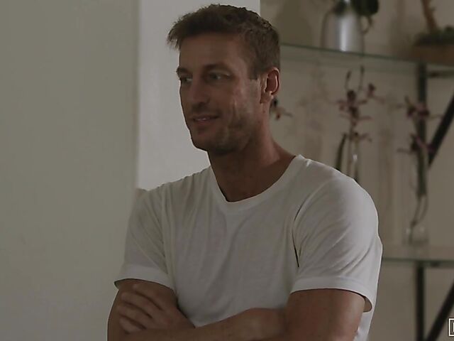 Bedtime with hot curly brunette Victoria Voxxx