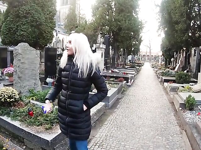 FFM cheerleader threesome with Marilyn Sugar and Serina Gomez