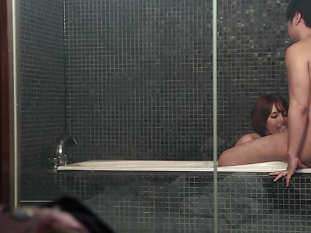 Tight Japanese MILF Tsubasa Amami fucks like a pro