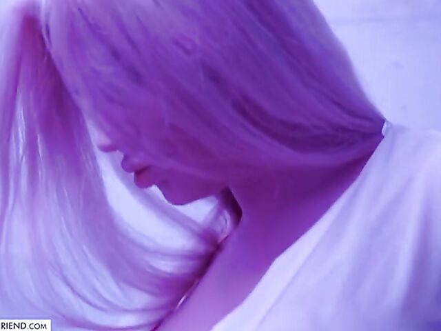 Blonde MILF Spencer Scott is tonight's escort