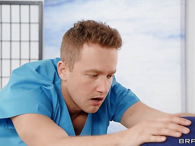 Big tits threesome massage with Kendra Sunderland and Alyx Star