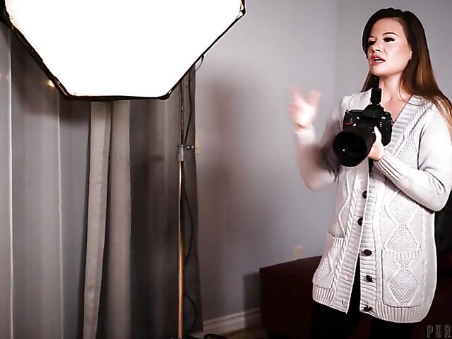 Moaning fuck with horny natural brtunette Violet Starr