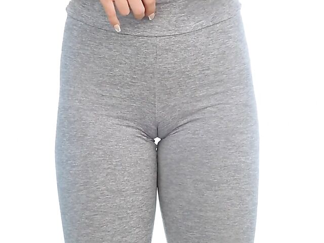 Hot looking fitness babe Kara loves sex toys so much