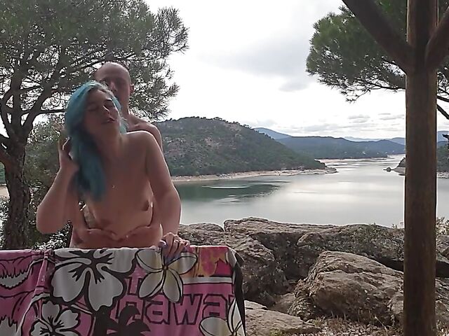 Outdoor sex of real amateur couple Sukii and Nen fucking in the wild