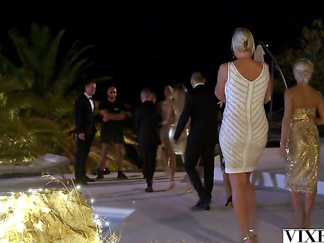 Poolside outdoor sex in paradise with beautiful Agatha Vega