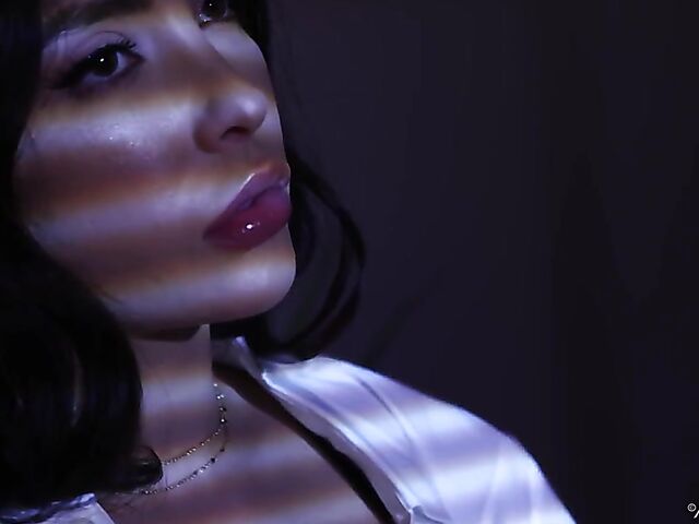 Jane Wilde - Brunette babe in lingerie fingering herself in her bedroom after dark