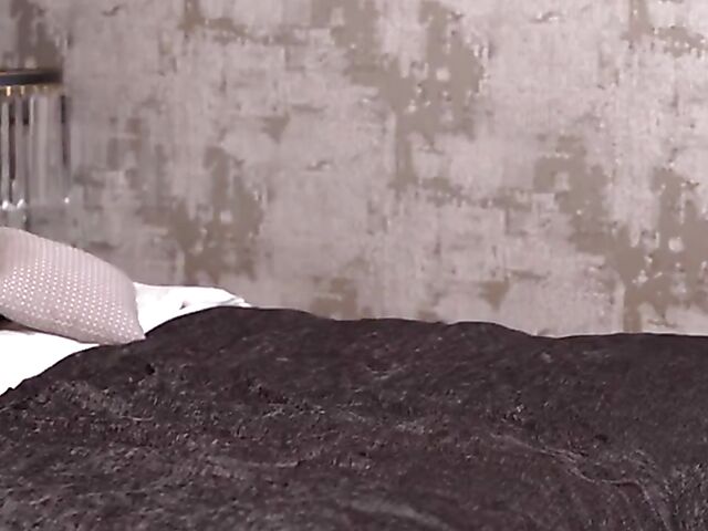 Skinny DP addict Mira Biliss gets tag teamed