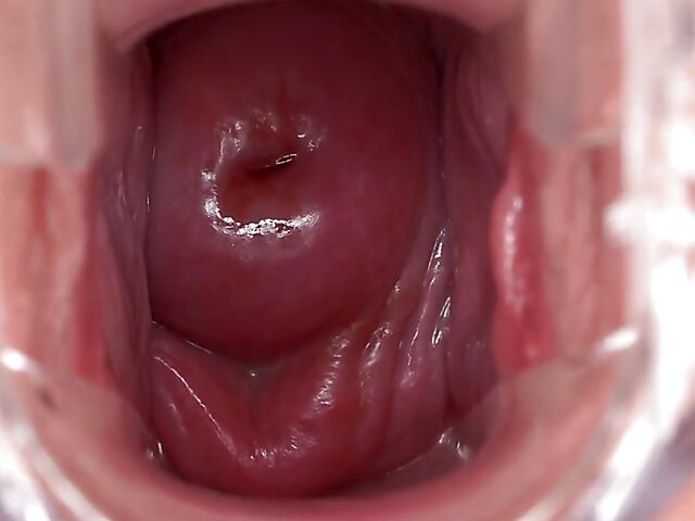 Adorable Sydney Love's wide open pussy with a speculum