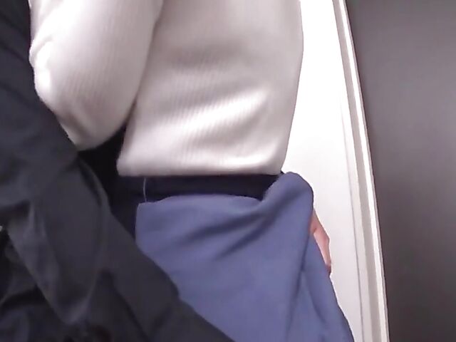 Japanese kissing and fucking with Nana Yagi