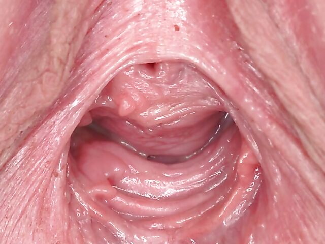 Blue nails girl Sydney Love gaping pussy