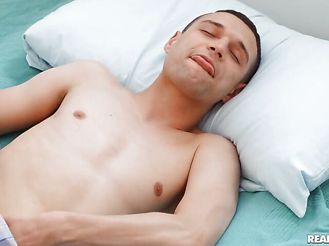 Busty latina Gabriela Lopez helps her roommate