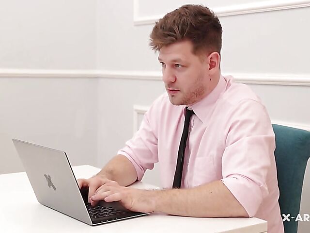 Sensual FFM threesome with young fashion models Anie Darling and Rebecca Volpetti